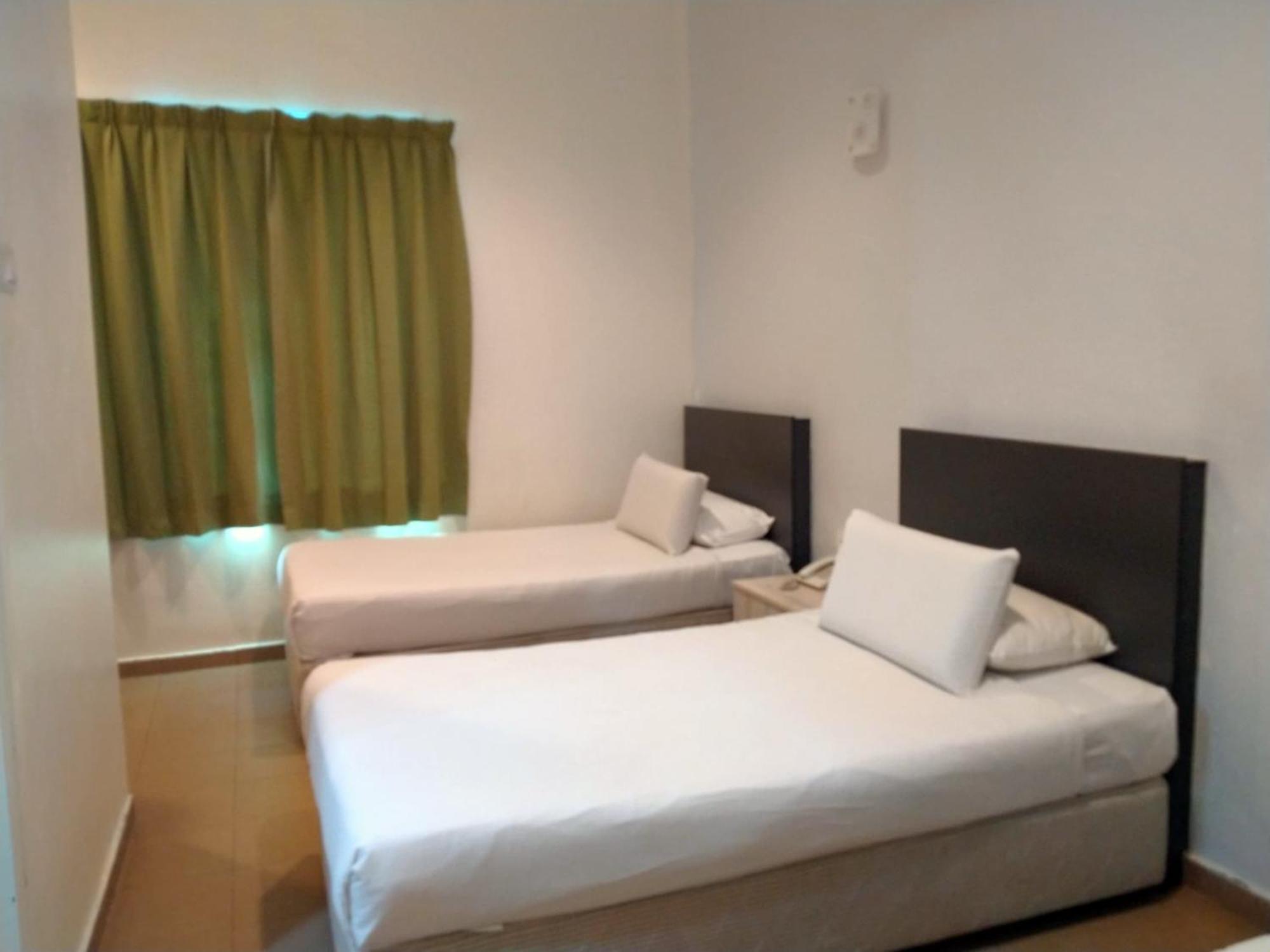 Akar Beach Resort Port Dickson Exterior photo