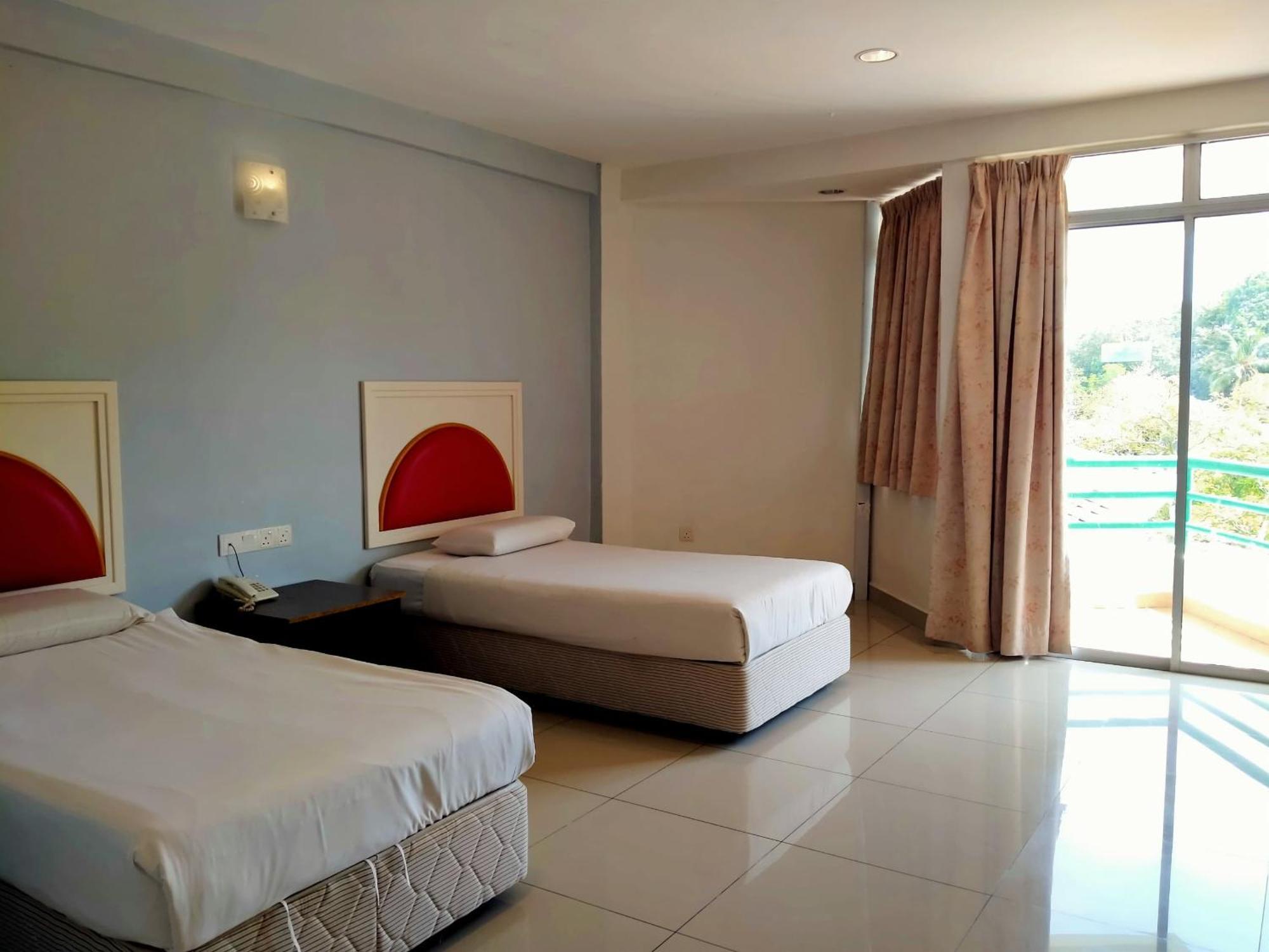 Akar Beach Resort Port Dickson Exterior photo